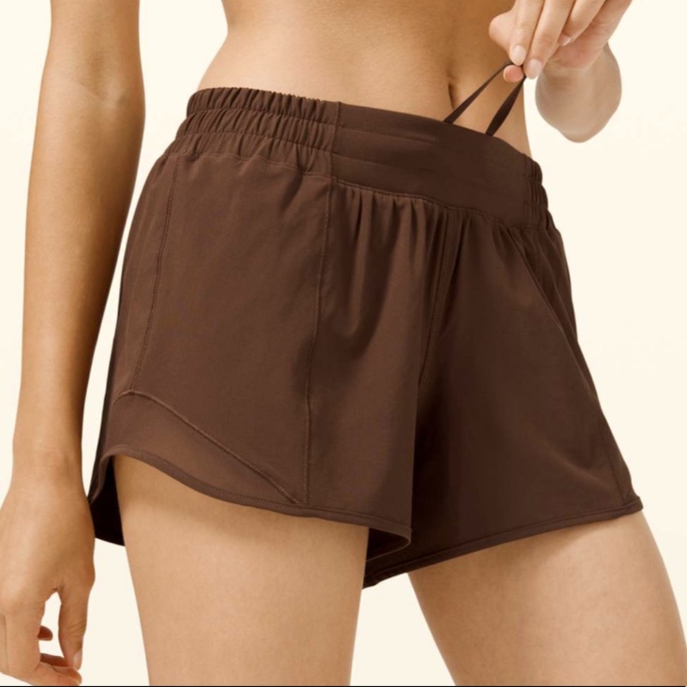 Lululemon Hotty Hot Short II *Long 4" in Brown Earth